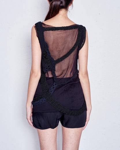 KNITWEAR